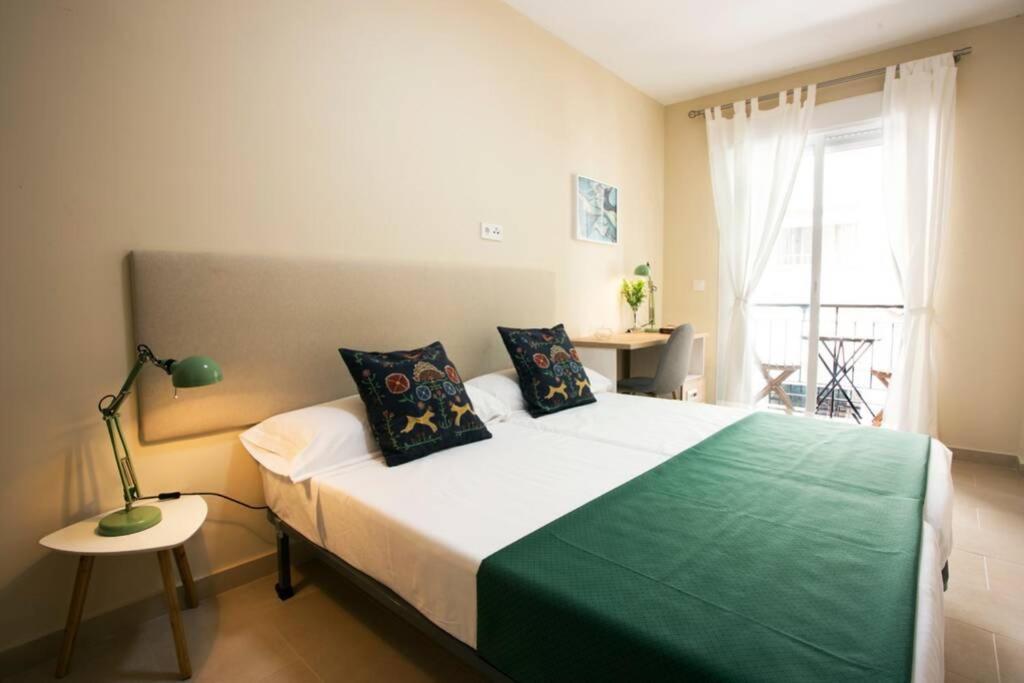 מאלגה Sweet Apartment מראה חיצוני תמונה